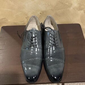 Giovanni Gray Dress Oxfords